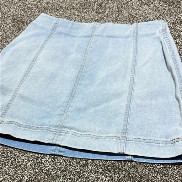 Wild fable small denim Blue Mini Skirt - zipper back stretch - Picture 4 of 12